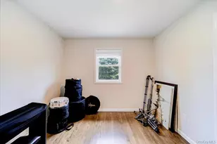 534 Lattintown Rd, Marlboro, NY 12542 - Photo 17