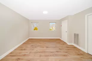 136 Artist Lake Dr, Middle Island, NY 11953 - Photo 13