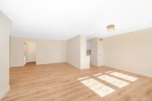 136 Artist Lake Dr, Middle Island, NY 11953 - Photo 15