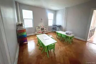 87-40 188th St, Jamaica, NY 11423 - Photo 7