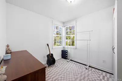 11 Grand Central Avenue, Amityville, NY 11701 - Photo 23