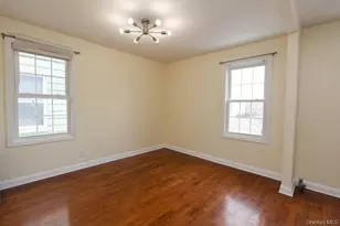 10416 Rosita Rd, Ozone Park, NY 11417 - Photo 15