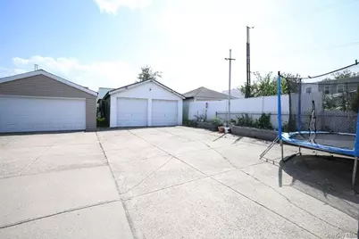 10416 Rosita Road, Ozone Park, NY 11417 - Photo 3