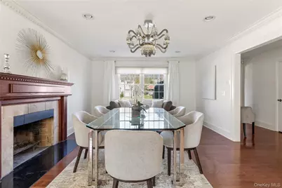 66 Wyatt Road, Garden City, NY 11530 - Photo 5