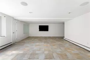 66 Wyatt Rd, Garden City, NY 11530 - Photo 29