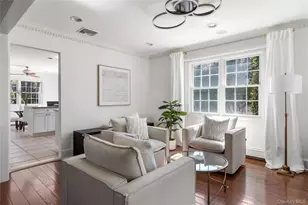 66 Wyatt Rd, Garden City, NY 11530 - Photo 9