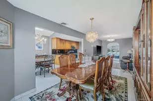 257 Garden City Rd, Franklin Square, NY 11010 - Photo 19