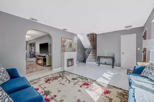 257 Garden City Rd, Franklin Square, NY 11010 - Photo 15