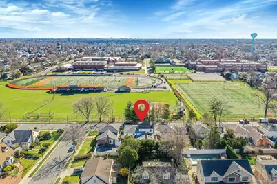 257 Garden City Road, Franklin Square, NY 11010 - Photo 11