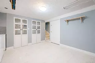 257 Garden City Rd, Franklin Square, NY 11010 - Photo 41