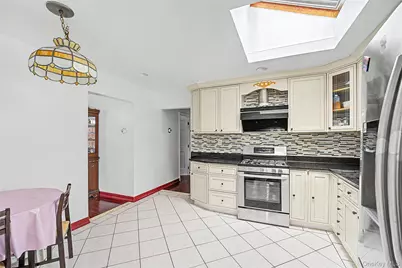 262-27 57th Avenue, Little Neck, NY 11362 - Photo 15