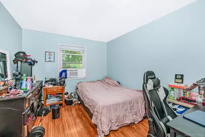 103 Gates Avenue, Central Islip, NY 11722 - Photo 15