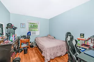 103 Gates Ave, Central Islip, NY 11722 - Photo 15
