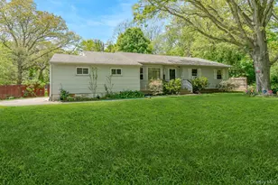 103 Gates Ave, Central Islip, NY 11722 - Photo 25