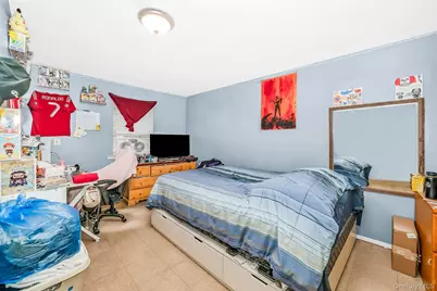 103 Gates Avenue, Central Islip, NY 11722 - Photo 13