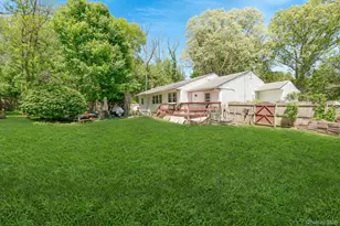 103 Gates Ave, Central Islip, NY 11722 - Photo 21