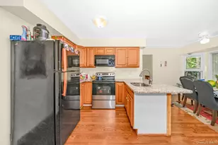 103 Gates Ave, Central Islip, NY 11722 - Photo 5