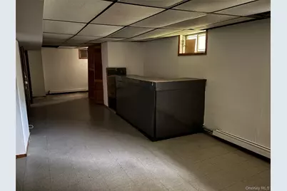 31 Woodward Street, Roslyn Heights, NY 11577 - Photo 27