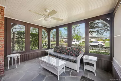 12 Sutton Place, Rockville Centre, NY 11570 - Photo 27