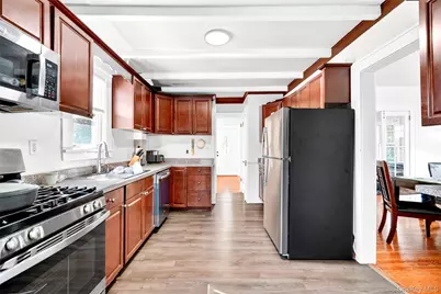 2 W Stone Street, Newburgh, NY 12550 - Photo 9