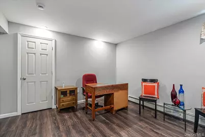 144 Washington Avenue, Wheatley Heights, NY 11798 - Photo 19