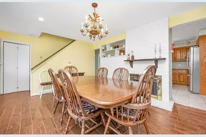 95 Elm Drive N, Levittown, NY 11756 - Photo 9