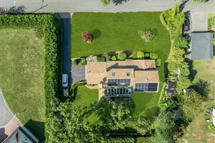 8 Adelphi St, Islip, NY 11751 - Photo 35