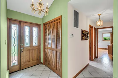 8 Adelphi Street, Islip, NY 11751 - Photo 3