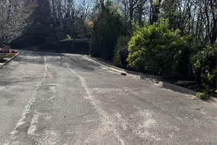 3 Daniel Pl, Sea Cliff, NY 11579 - Photo 15