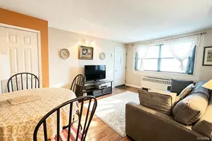 67-85 136th St, Flushing, NY 11367 - Photo 9