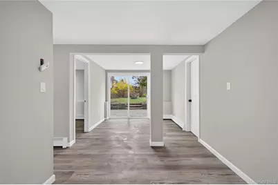 15 Lindsay Street, Huntington, NY 11743 - Photo 21