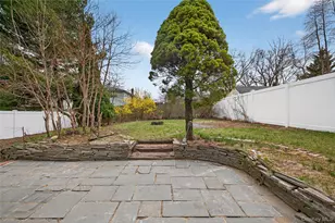 15 Lindsay St, Huntington, NY 11743 - Photo 23