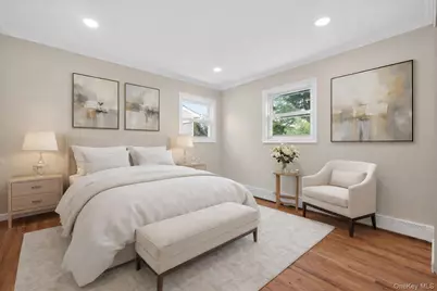 15 Lindsay Street, Huntington, NY 11743 - Photo 13