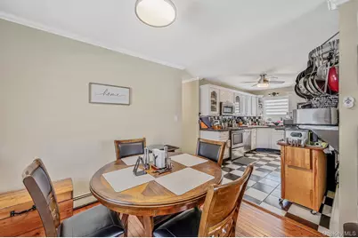 7 Hollywood Drive, Shirley, NY 11967 - Photo 13