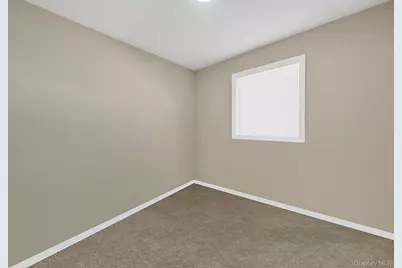 7 Hollywood Drive, Shirley, NY 11967 - Photo 15