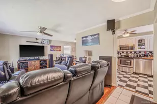 7 Hollywood Dr, Shirley, NY 11967 - Photo 7