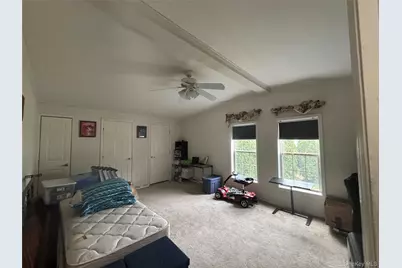 1661 Old Country Road #417, Riverhead, NY 11901 - Photo 17