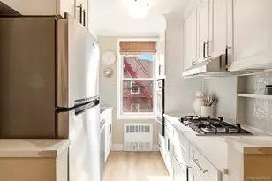 601 Kappock St, Bronx, NY 10463 - Photo 1