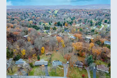 77 Colburn Drive, Poughkeepsie, NY 12603 - Photo 33