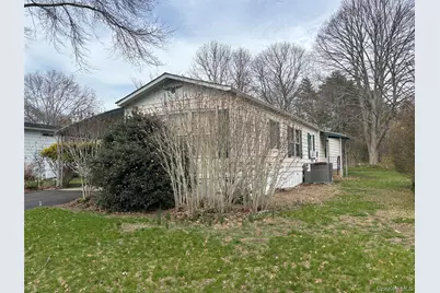 45B Witt Lane #45B, Aquebogue, NY 11931 - Photo 3