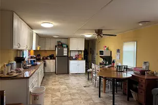 45 B Witt Ln, Aquebogue, NY 11931 - Photo 7