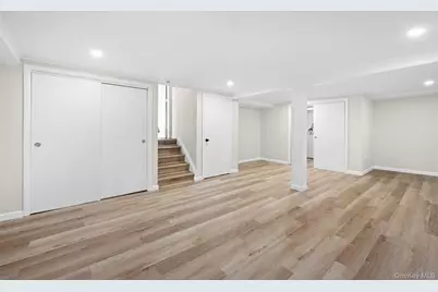 1239 Lynne Street, Baldwin, NY 11510 - Photo 27