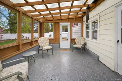 1239 Lynne Street, Baldwin, NY 11510 - Photo 31