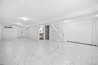 102-39 183 Place, Hollis, NY 11423 - Photo 27