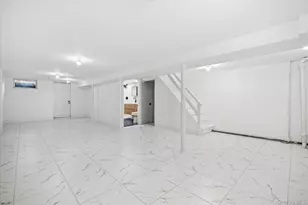 102-39 183 Pl, Hollis, NY 11423 - Photo 27