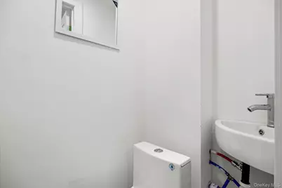 102-39 183 Place, Hollis, NY 11423 - Photo 9