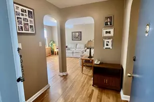 204 Richbell Rd, Mamaroneck, NY 10543 - Photo 3