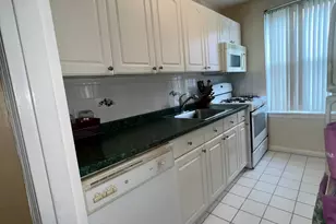 204 Richbell Rd, Mamaroneck, NY 10543 - Photo 9
