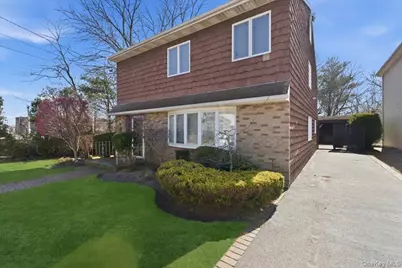 151 Wanser, Inwood, NY 11096 - Photo 1