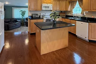 1009 Huckleberry Rd, North Bellmore, NY 11710 - Photo 3